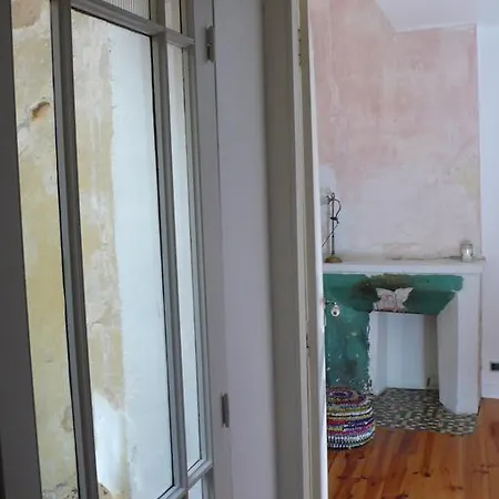 La Maison Des Vignes Bed & Breakfast